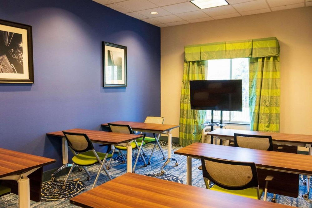 Comfort Inn & Suites Plainville-Foxboro Image 14