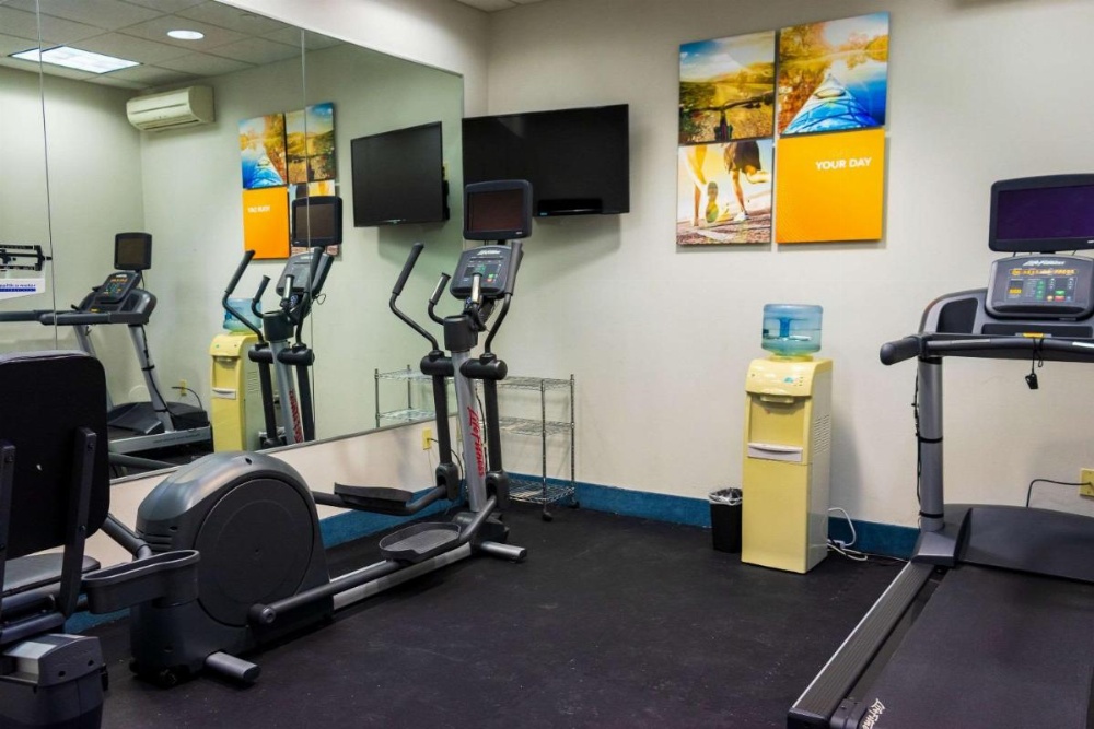 Comfort Inn & Suites Plainville-Foxboro Image 15